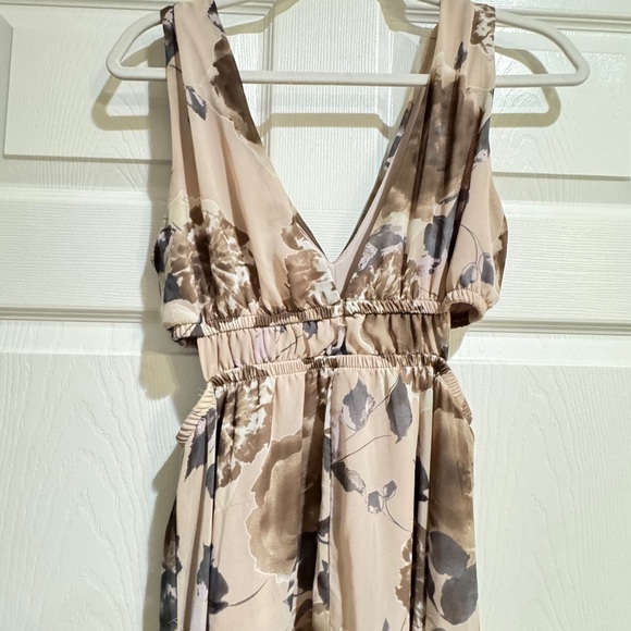Sienna Sky Floral Maxi Dress - Cream and Brown - Picture 6 of 9